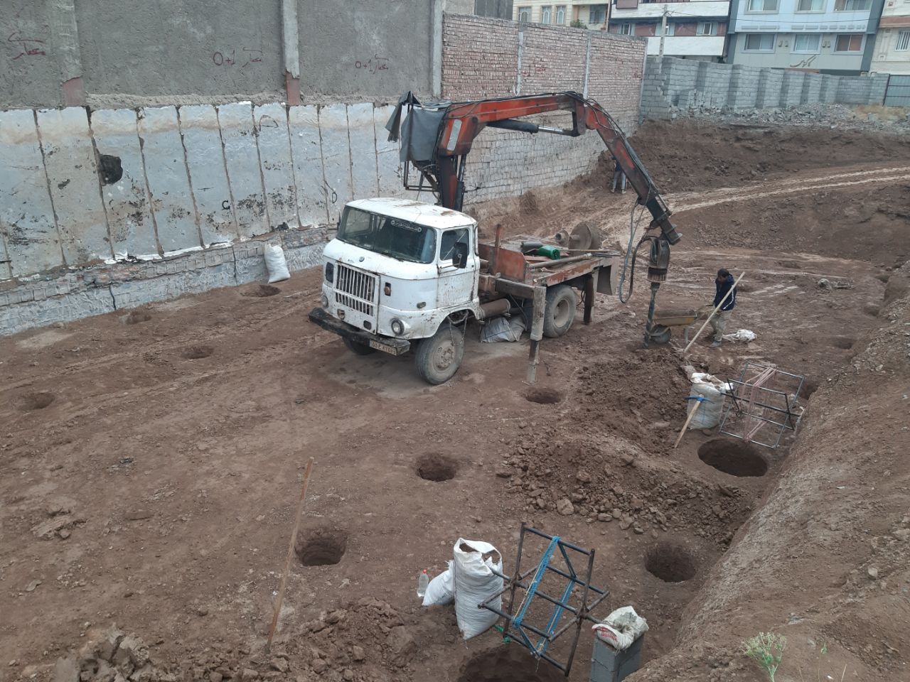 پروژه اجرایی هوشنگ مرادی